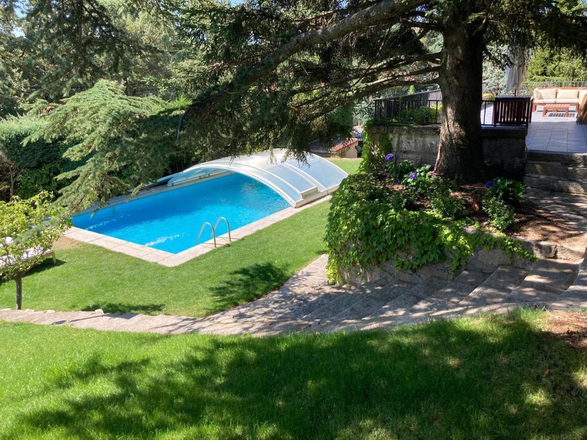 Los Cedros, Gran Chalet Con Piscina Y Apartamento En Navacerrada Exterior photo